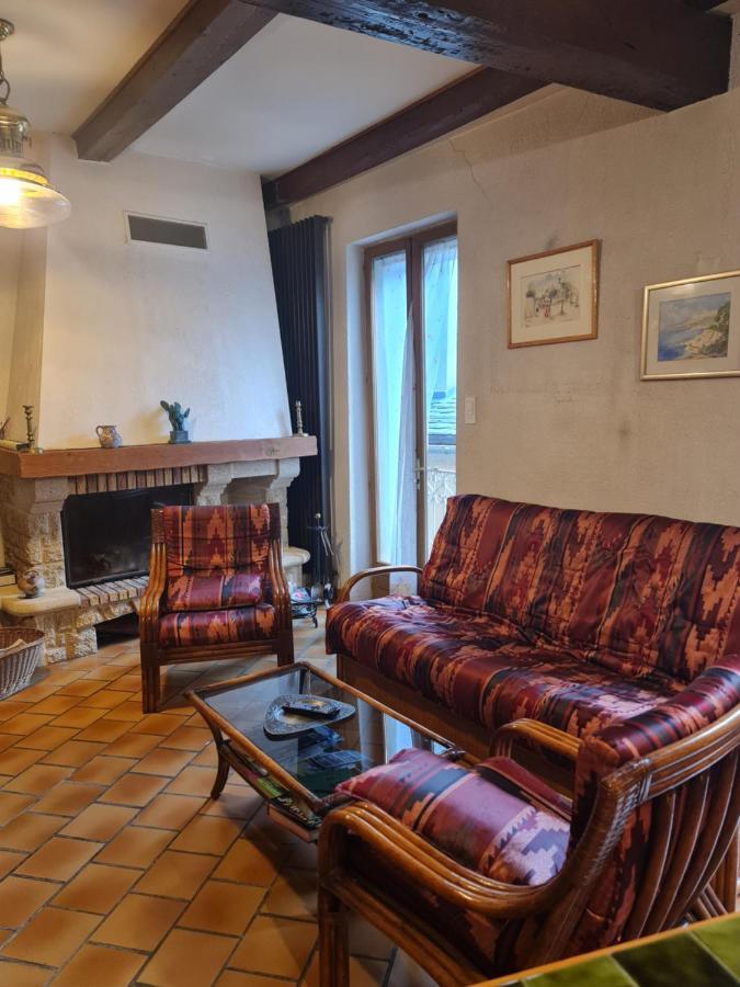 Maison De Village La Brigue Bagian luar foto